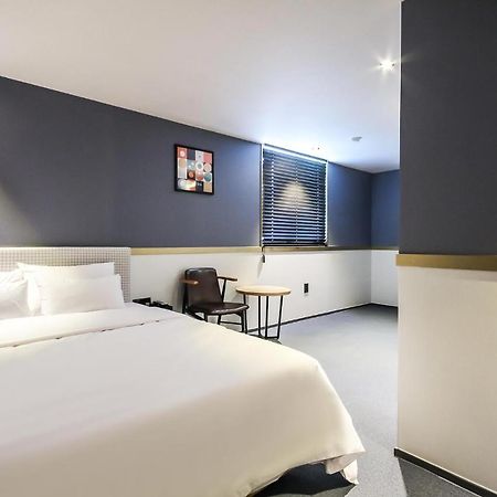Deluxe Motel コジェ エクステリア 写真