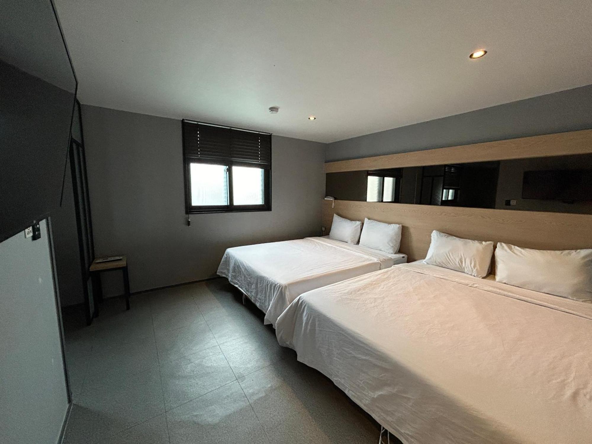 Deluxe Motel コジェ エクステリア 写真