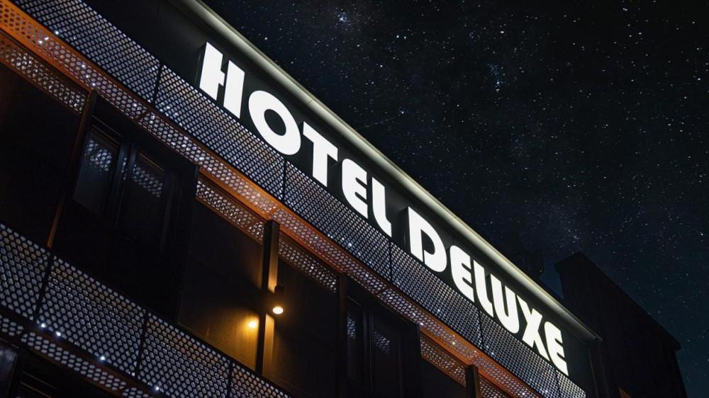 Deluxe Motel コジェ エクステリア 写真
