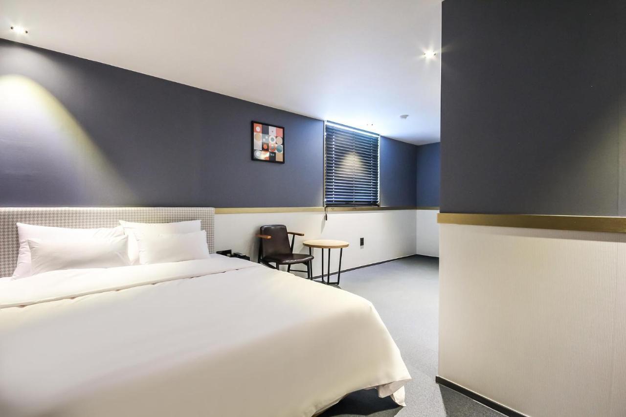 Deluxe Motel コジェ エクステリア 写真