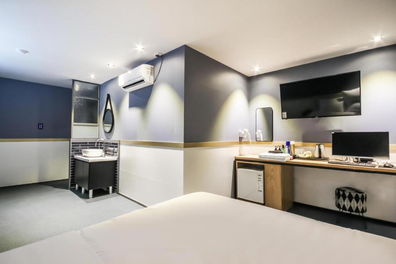 Deluxe Motel コジェ エクステリア 写真